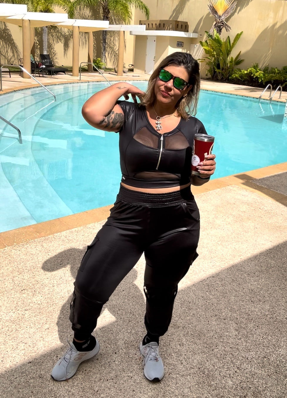 Conjunto Jogger Efecto Cuero 🖤